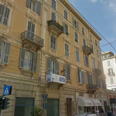 بيت ضيافة Roma سانريمو
