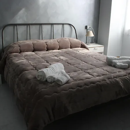 招待所 Roma 3*