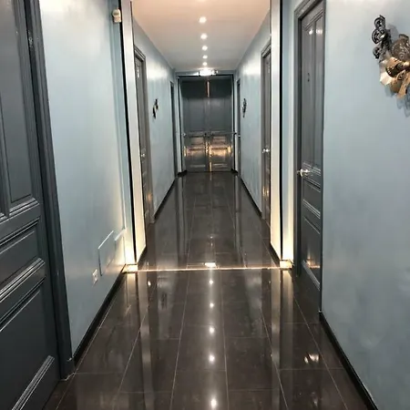 招待所 Roma 圣雷默